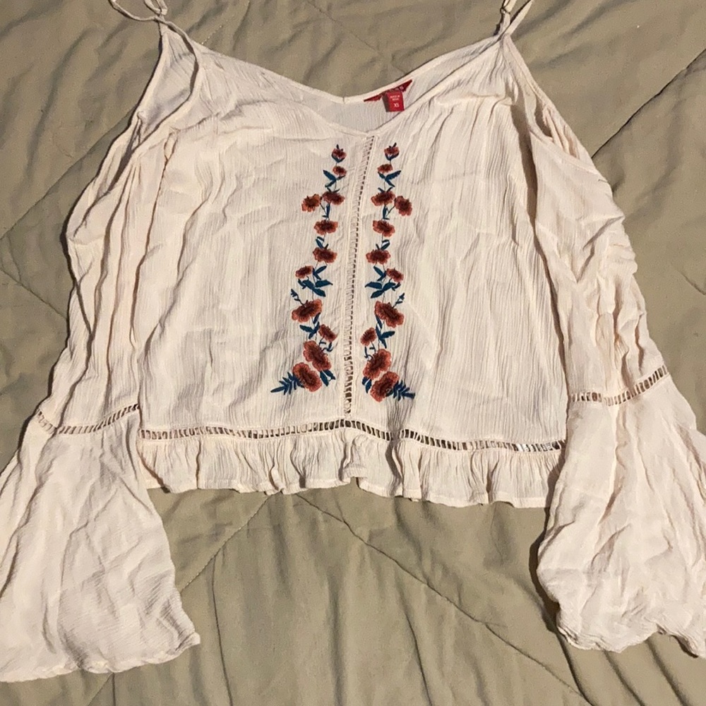 Guess top